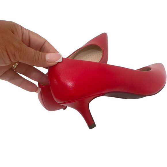 Life Stride Red Faux Leather Kitten Heel Pointed Toe Pumps SZ 6M - Picture 5 of 15
